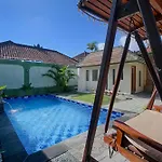 Villa Calgary Seminyak